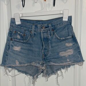 Levi's Blue Jean 501 Shorts High-Waisted Distressed